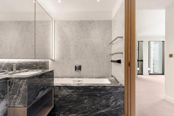 3 bedroom flat to rent - Photo 1