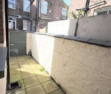 2 Bedroom Terraced To Let - Photo 4