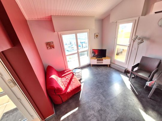 Location Appartement 2 pièces 52m² LES SABLES D OLONNE 85100 - Photo 1