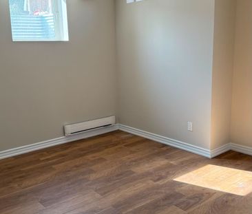 For Lease - 49 Mountainside Crescent Unit# Lower, Whitby, Ontario - Photo 4