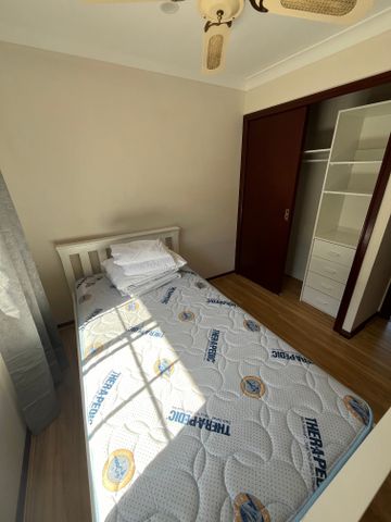 Greystanes - Photo 2