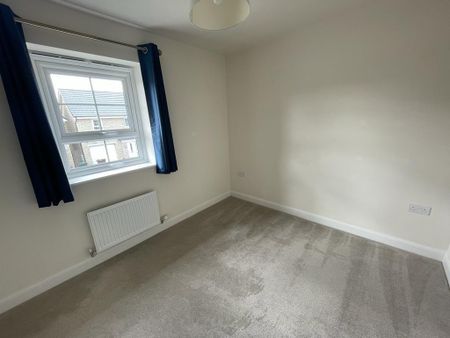 3 bedroom semi-detached house to rent - Photo 3