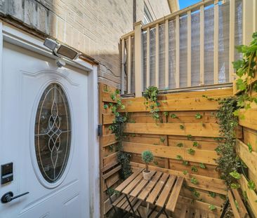 For Lease - 195 John Bowser Crescent, Newmarket, Ontario - Photo 1