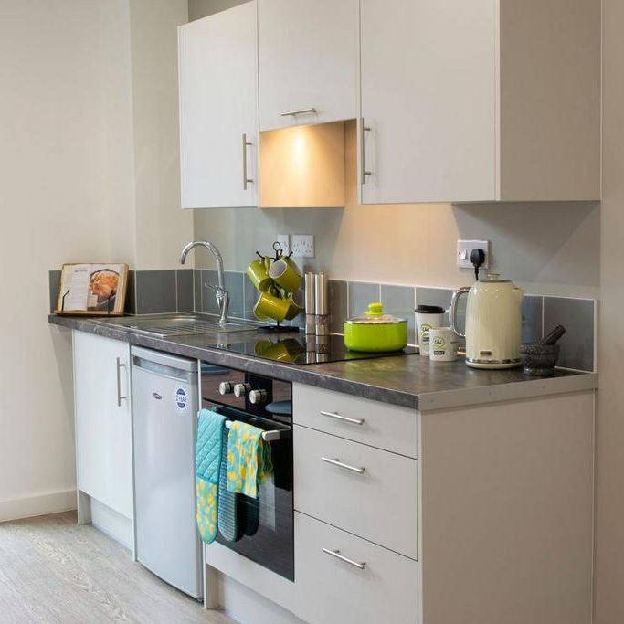 1 bedroom flat to rent - Photo 1