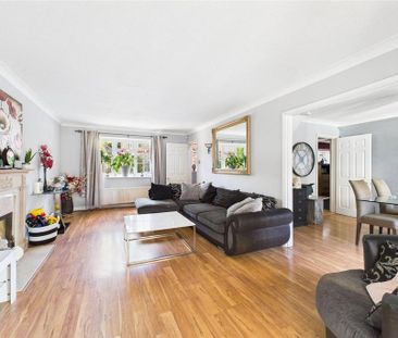 4 bedroom detached house to rent - Photo 4