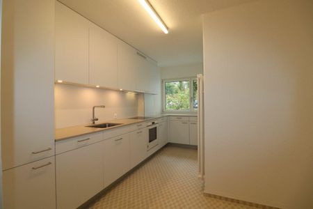 Fürstenrain Oberwil - moderne 5 1/2-Zimmer-Familienwohnung im 2.OG - Photo 5