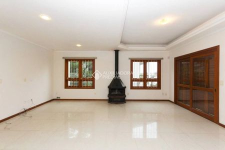 Sobrado com 3 quartos e 300m² para alugar em Nossa Senhora das Graças, Canoas. - Photo 2