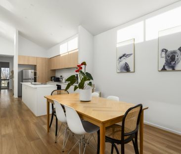 Stunning Modern Home – Where Style Meets Functionality - Photo 4