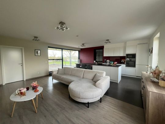 Instapklaar duplexappartement met 3 slpks in Alken - Photo 1