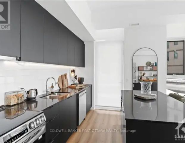 601 - 115 ECHO DRIVE | 601 - 115 ECHO DRIVE, Ottawa - Photo 1