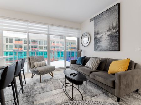 For Lease - 333 Sunseeker Avenue Unit# 528, Innisfil, Ontario - Photo 5