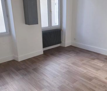 Location Appartement 42 m2 à Vierzon - Photo 2