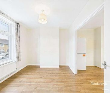 Littlefield Road, Edgware, HA8 - Photo 1