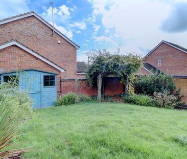 3 bedroom link detached house to rent - Photo 5