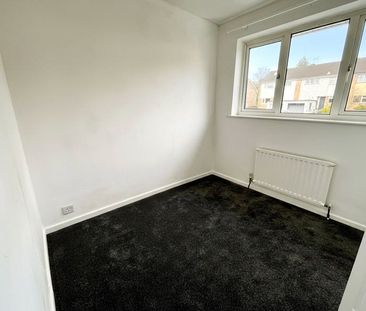 3 Bedroom - Photo 2