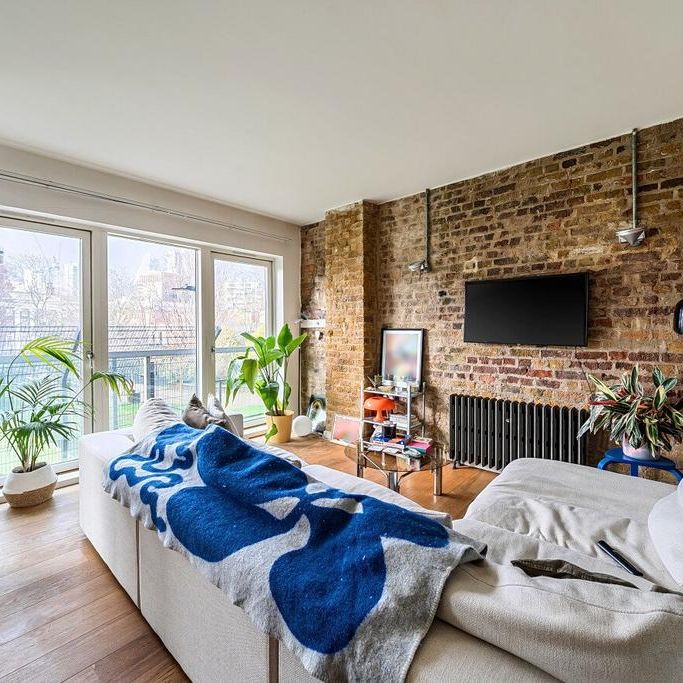 2 bedroom flat to rent - Photo 1