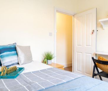 5 bedroom house to rent - Photo 2