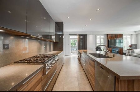 For Lease - 87 Great Lakes Boulevard, Oakville, Ontario - Photo 4