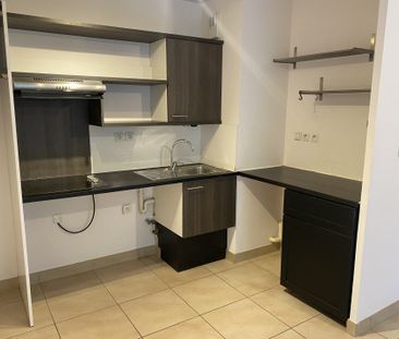 BOUTONNET - T3 - 64.98 M² - Photo 5