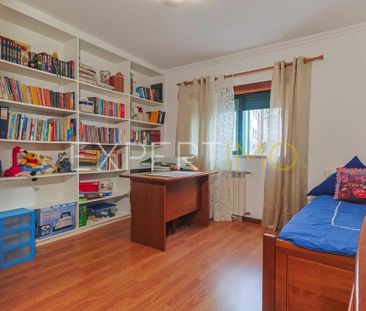 Coimbra, Lisbon - Photo 4