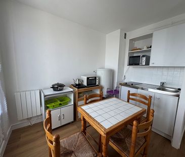 Location Appartement 1 pièce 24m² - Photo 3