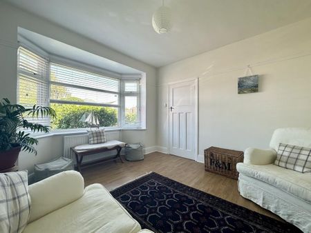 3 bedroom detached bungalow to rent - Photo 2