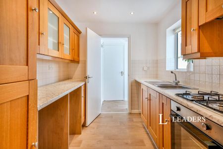 Maisonette to rent - Photo 4