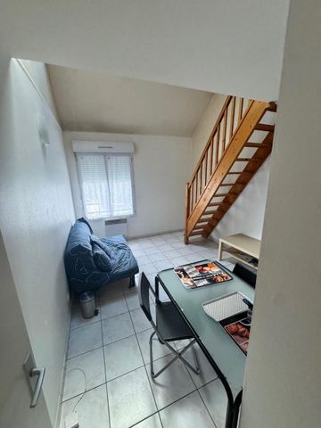 A LOUER ANGERS MADELEINE - Appartement en duplex MEUBLE ... - Photo 4