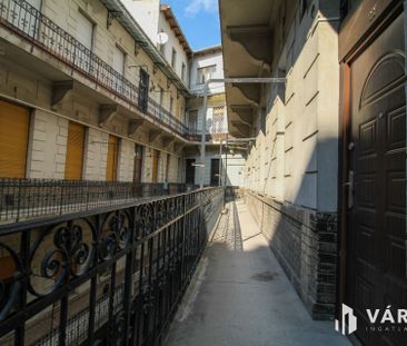 Galériás lakás kiadó a Kálvin tér közvetlen közelében - Photo 2