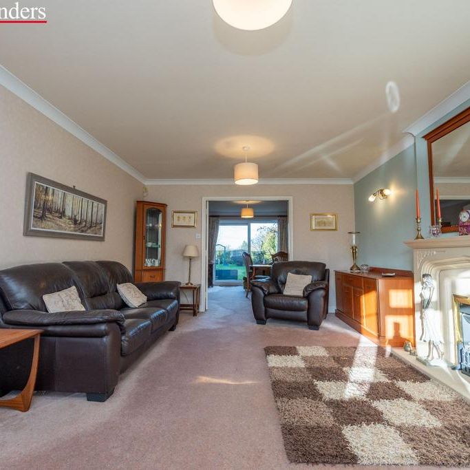 4 bedroom detached house to rent - Photo 1