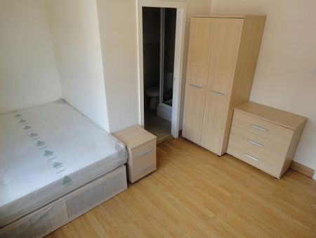 7 bedroom semi-detached house to rent - Photo 5