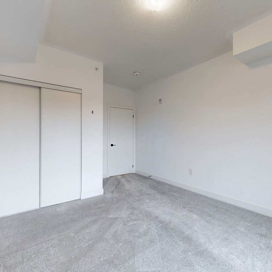 For Lease - 4 Spice Way Unit# 208, Barrie, Ontario - Photo 1