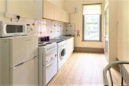 1 bedroom flat to rent - Photo 4