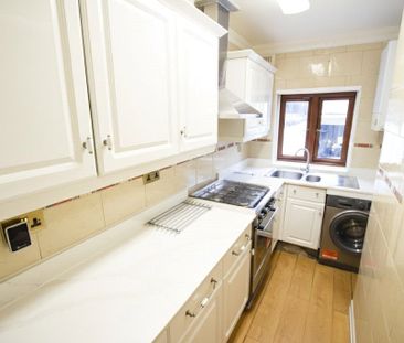 North Street, Romford, RM1 - Photo 4