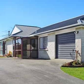 KELVIN GROVE - 3 BEDROOM - Photo 1