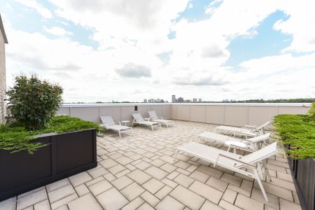 For Lease - 571 Prince Edward Drive Unit# 214, Toronto, Ontario - Photo 4