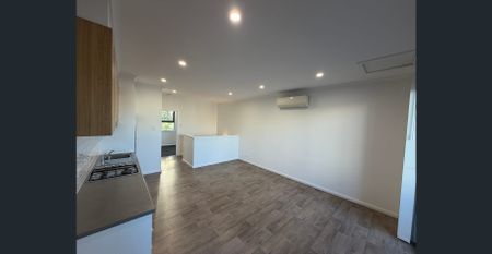 Modern Two-Bedroom Townhouse in Morphettville - Photo 4
