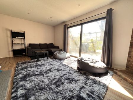 For Lease - 132 Maple Branch Path, Toronto, Ontario - Photo 4