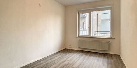 Appartement te huur in Oostende voor € 725 met 2 slaapkamers - Foto 3