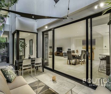 3 Steeplechase Green, Floreat WA 6014 - House For Rent | Domain - Photo 2