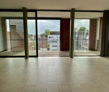 Instapklaar, lichtrijk & ruim 1 slaapkamer dakappartement met extra... - Foto 1