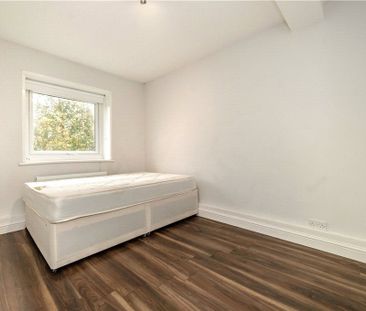 High Trees, London, SW2 3PH - Photo 5