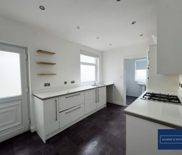 3 bedroom terraced house to rent - Photo 4