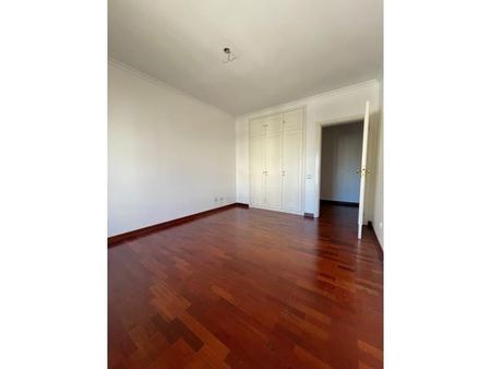 Apartamento T4 - Photo 2