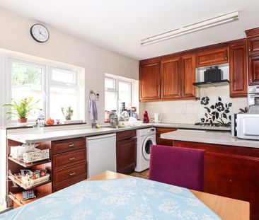3 bedroom terraced house to rent - Photo 6