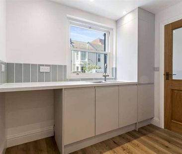 Eriswell Road, Worthing, BN11 - Photo 1