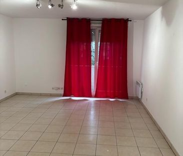 Location Appartement 2 pièces 47m² THONON LES BAINS 74200 - Photo 1