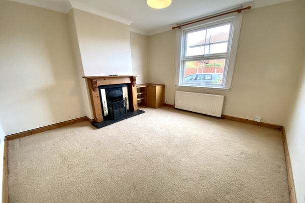 2 bedroom terraced house to rent - Photo 1