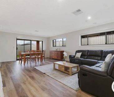 BEAUTIFUL FULLY FURNISHED HOME! - Photo 6
