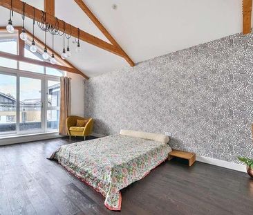 Sycamore Avenue, Woking, Surrey, GU22 - Photo 6